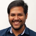 Foto do co-fundador da Ably Design, Daniel Huanchicay